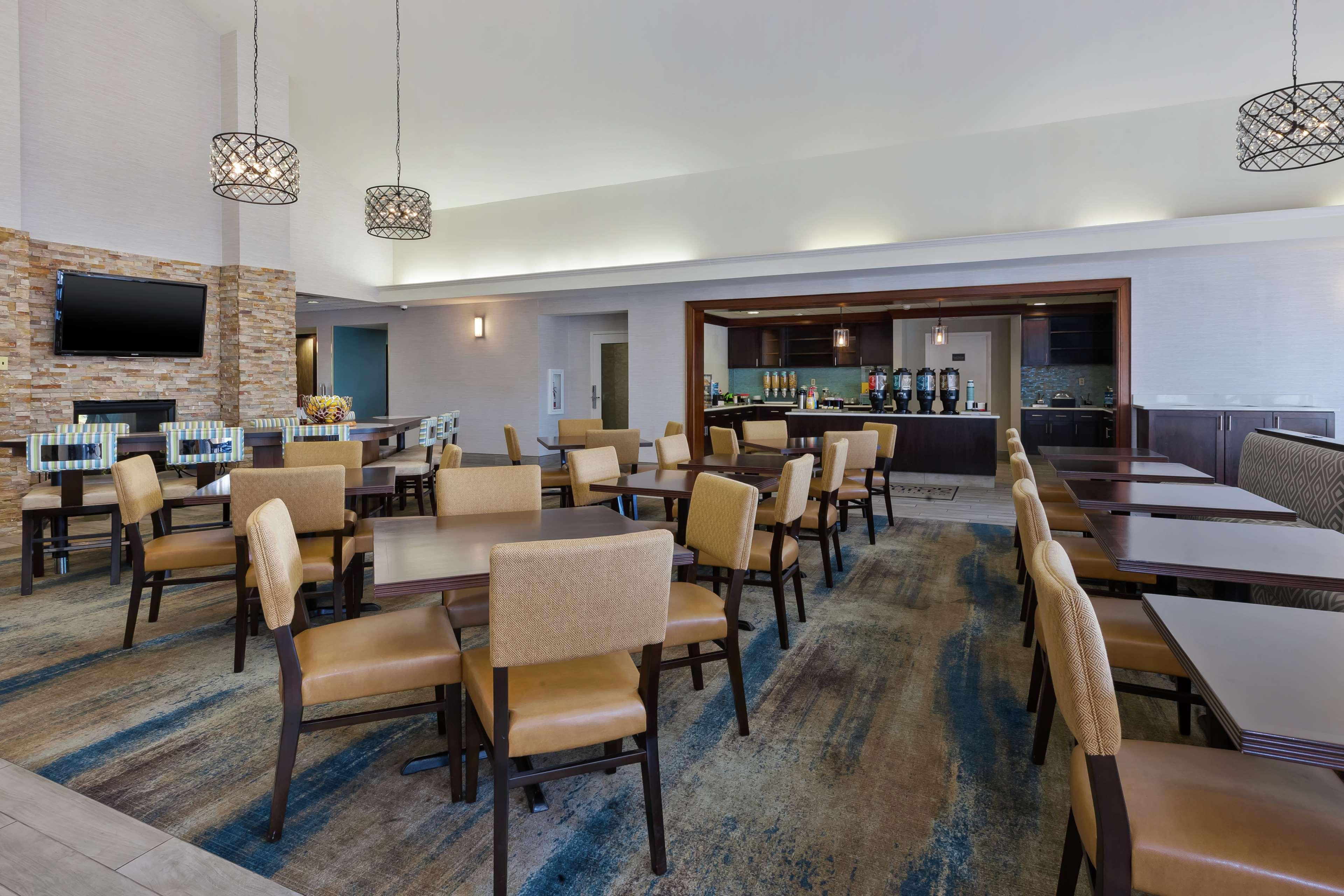 Homewood Suites By Hilton Chesapeake - Greenbrier Exterior foto