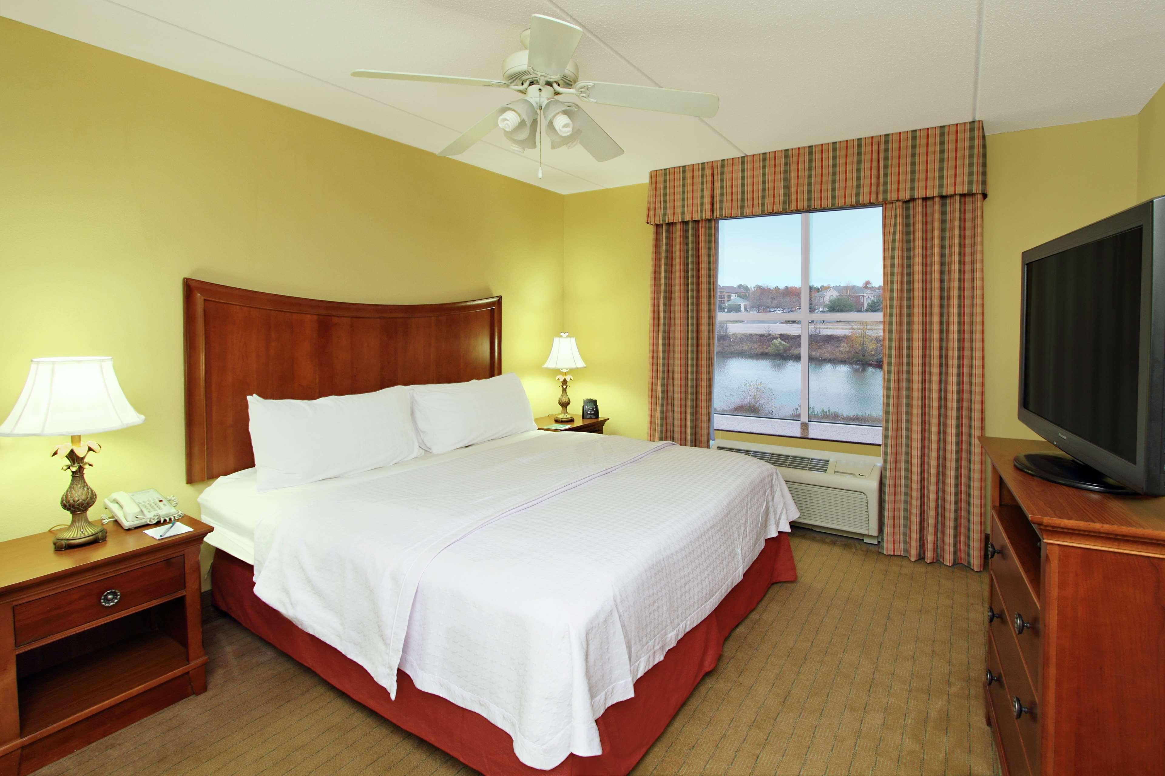 Homewood Suites By Hilton Chesapeake - Greenbrier Exterior foto